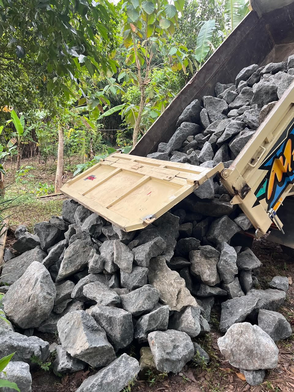 Batu Belah Super